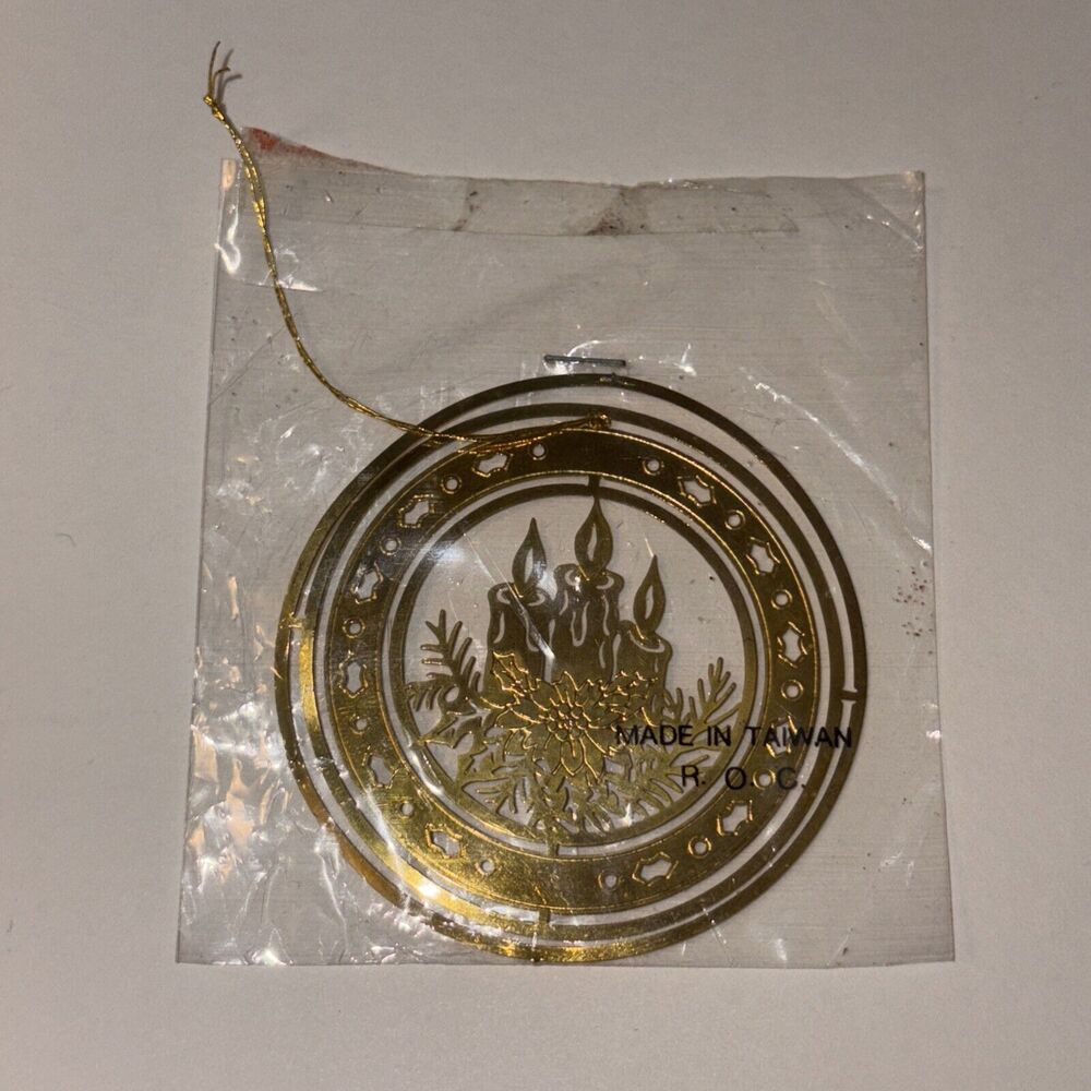 Vintage Golden Disk Christmas Ornament Taiwan - Picture 2 of 5